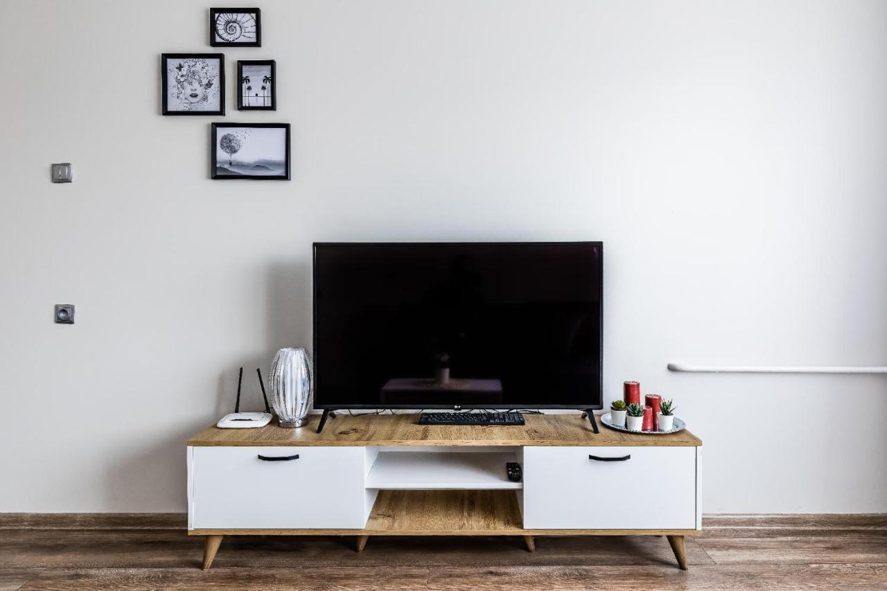 Scandinavian Inspired Design Аеропорт Вільнюс Екстер'єр фото