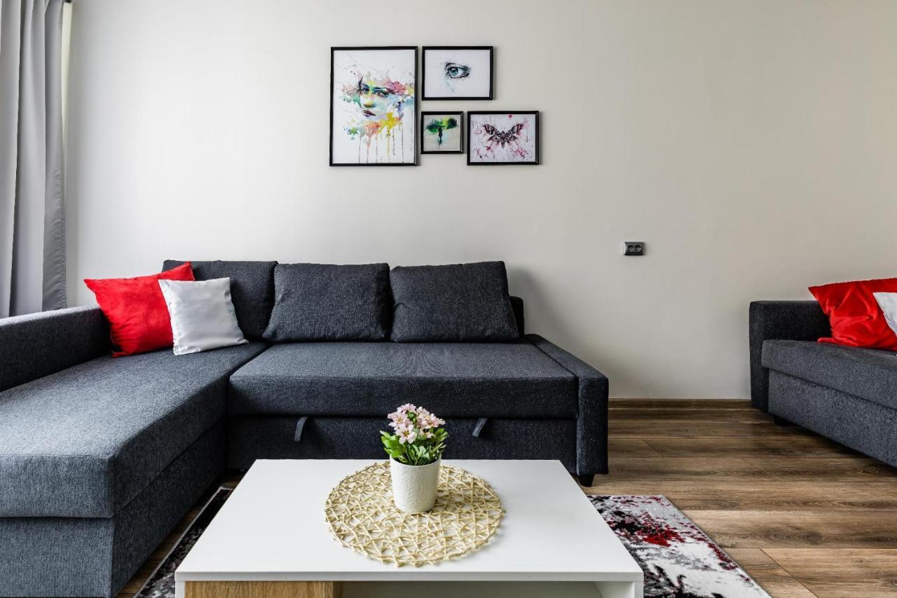 Scandinavian Inspired Design Аеропорт Вільнюс Екстер'єр фото
